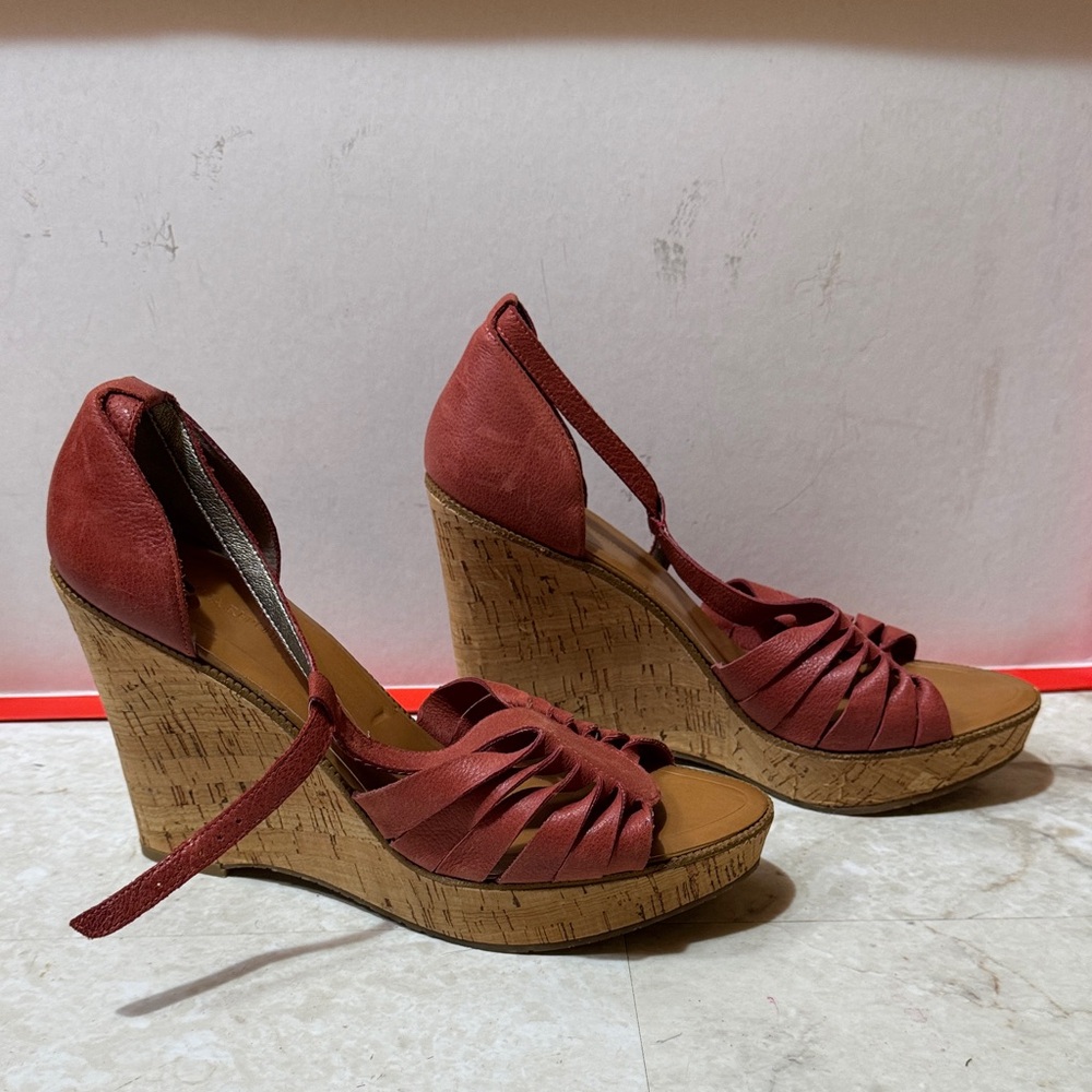 Banana Republic Burgundy Wedge Sandals